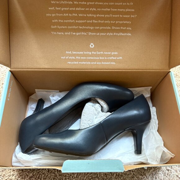 Navy Life Stride Heels - Picture 2 of 9